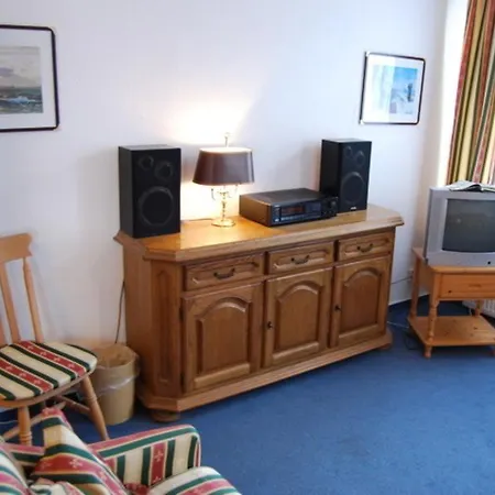 Gastehaus Belvedere In Warnemunde Apartment